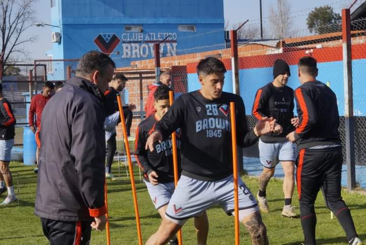 Brpwn de Adrogue deportivo maipu