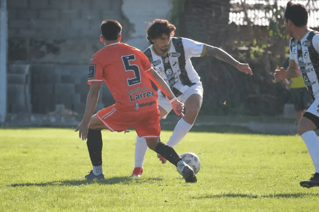 CLAYPOLE VS LUGANO