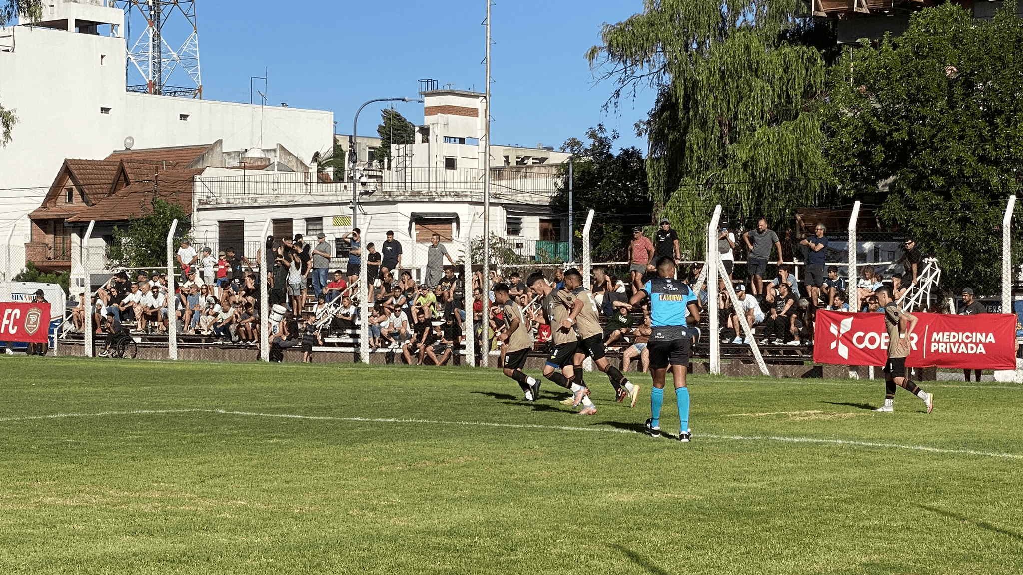 Defensores de Glew vs Barrancas UMET