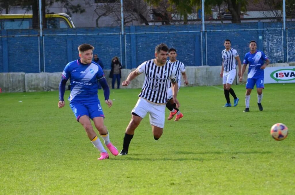 Claypole vs Argentino de Rosario